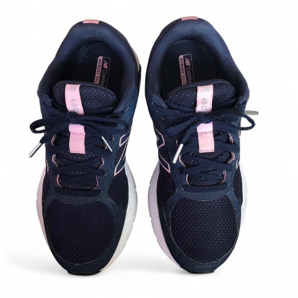 New Balance 460v3 Women’s Dark Blue and Light Pink Athletic Shoes Size 9 - Picture 2 of 9